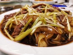 湿炒牛河-惠爱餐厅