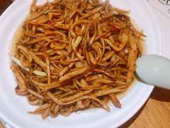 杏鲍菇炒肉丝-春饼先生·北京烤鸭(甘井子万达店)