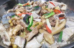 Steamed Carp and Chicken
