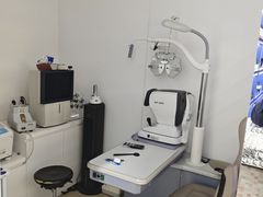 -美式眼镜·授权蔡司.依视路.尼康.豪雅.明月(南翔印象城店)