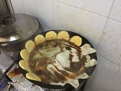 特色一锅出-水泊梁山清真铁锅炖鱼(华苑店)