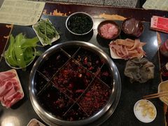 -邓莽子老火锅(中兴路总店)