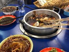 -马路边边串串香(延庆环球新意广场店)