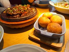 -蜜桃餐厅·伴山(绿宝广场店)