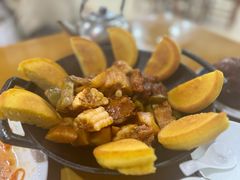 -鹤乡东北菜(崮山路店)