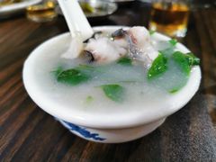 -鸿渡渔庄·特色鸭咀鱼