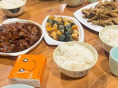 -三居鲁味坊黄焖鸡(山大路店)