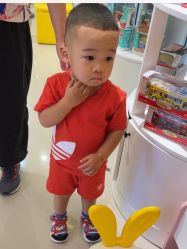 -爆米花儿童美发乐园