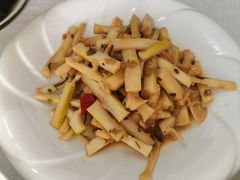 -天乐农家鱼头王(天目湖店)