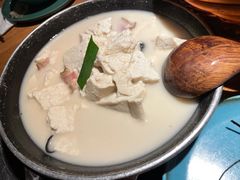 土家手掰柴火豆腐-吃饭皇帝大(合生汇店)