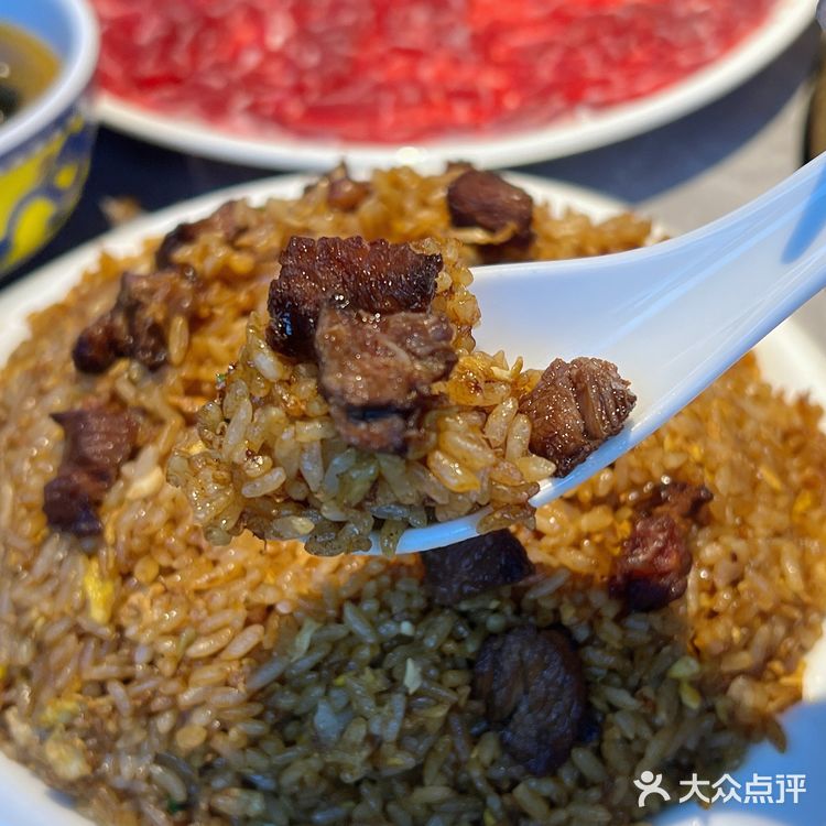 又到了吃老北京涮羊肉的季节！蘸上麻酱绝了