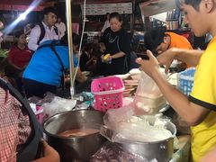 -瓦洛洛传统市场