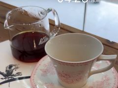 -LEO CAFE