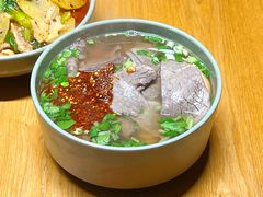 -臻老板牛肉面(光华路SOHO店)