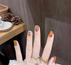 -Face Score美甲美睫皮肤管理