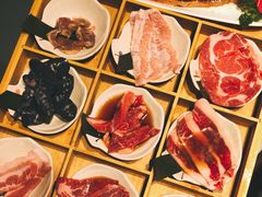 -青瓦炭韩潮烤肉(花园道店)