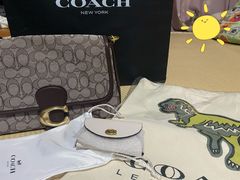 -COACH蔻驰(华润万象城店)