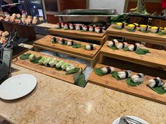 -大中华希尔顿酒店-念自助餐·嗨啤·小龙虾