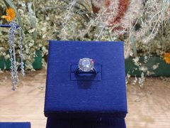 实物图-DE BEERS 戴比尔斯(上海国金中心店)