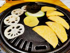 -唯成•韩国炭火烤肉 유성고기