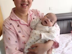笑的合不拢嘴-爱贝佳母婴护理服务中心·月嫂育儿嫂(鲁迅路店)