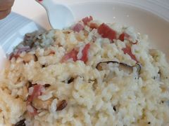 -必胜客(漕宝路店)