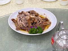 -鹏城人家海鲜酒家·23年老字号(较场尾店)