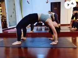 -Yvon yoga 瑜伽·精准体态管理中心