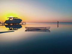 -北戴河碧螺塔海上酒吧公园