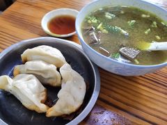 -黄阿姨锅贴大王(万航渡路店)