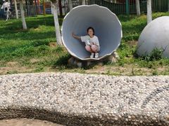 -雪山彩虹谷景区