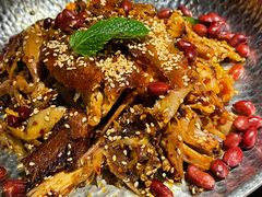 -吃饭皇帝大土家民族菜(正大广场店)