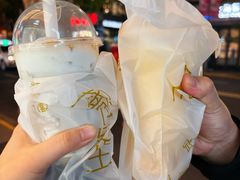 -喜茶(上海淮海中路渔阳里店)