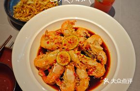 Garlic-Infused Sauce River Shrimp