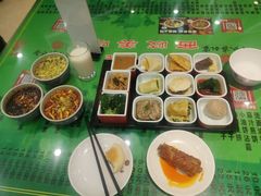 -令氏家外家周秦食府(高新店)