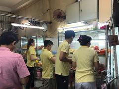 -Bánh Mì Huynh Hoa