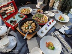 -江上荟·创意中国菜(绿地缤纷城店)