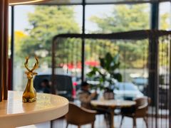 -奔驰上海利星(七宝店)