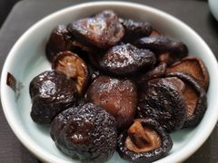 肉汁小香菇-阿姨食堂