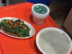 -护国寺小吃店(红莲南路店)
