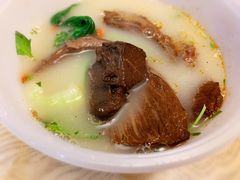 -金杨拉面王小吃面馆·牛三宝面·红烧牛肉粉