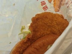 -麦当劳(绿地欢乐颂店)