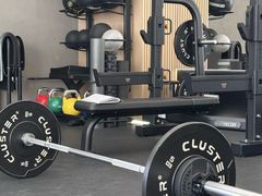 -Z&B Fitness Studio·Gym(前滩L+PLAZA店)