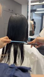 -TONI&GUY
