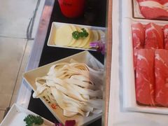 -羊家胡同·龙虾烧烤火锅(龙汇路店)