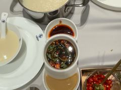 -红鼎豆捞·非遗鲍皇汤火锅(宝丰路店)