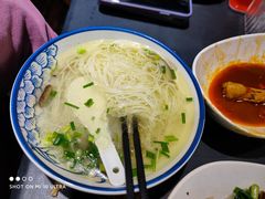 -二孃鸡爪爪(东风路总店)