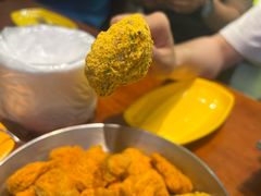 -BHC炸鸡(明洞总店)