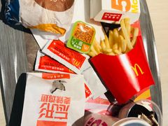 -麦当劳(展览路店)