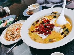 鲜椒水煮鱼-鹿港小镇(金虹桥国际中心店)